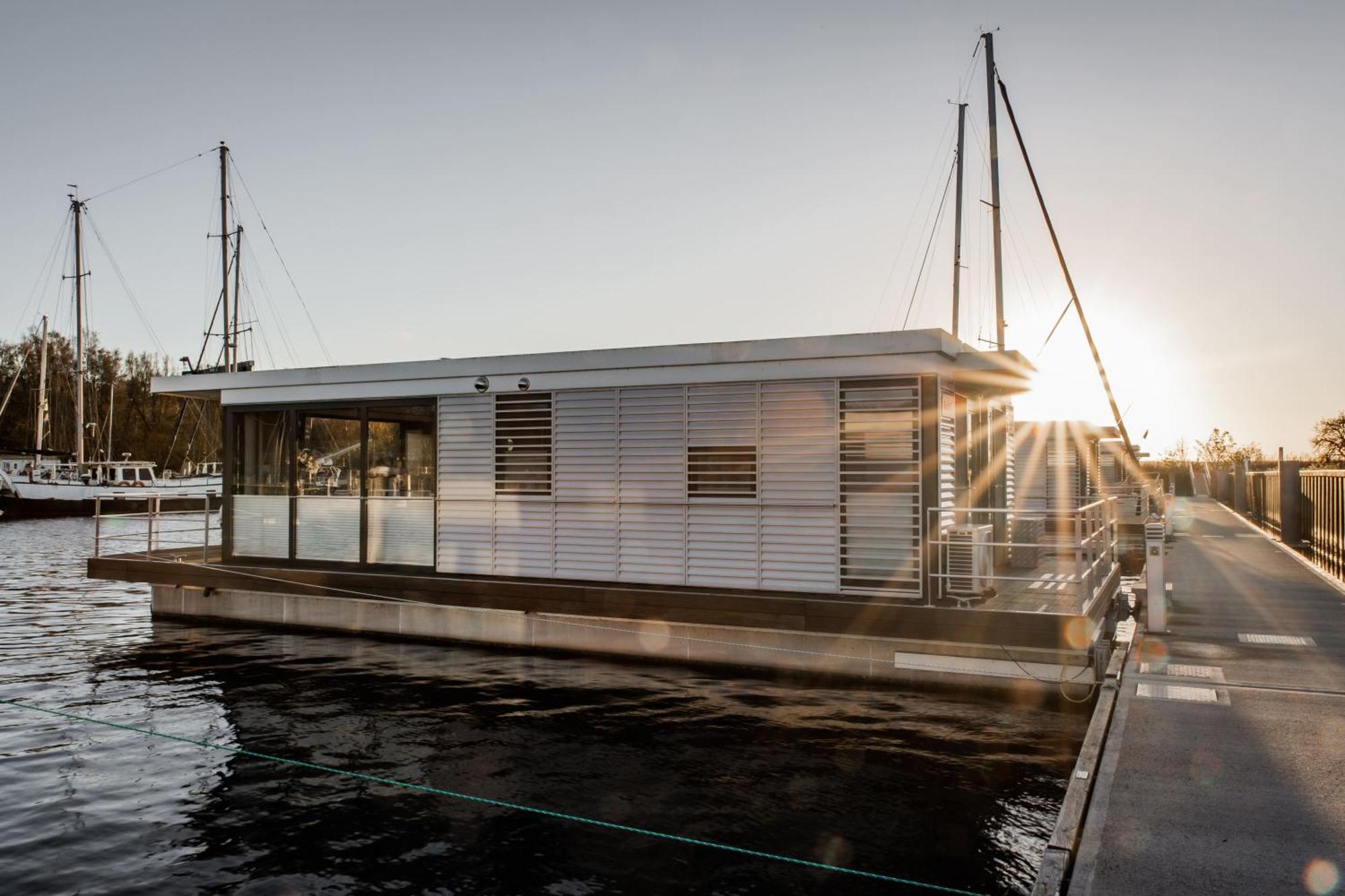 Floatinghouses Peenemuende Exterior foto